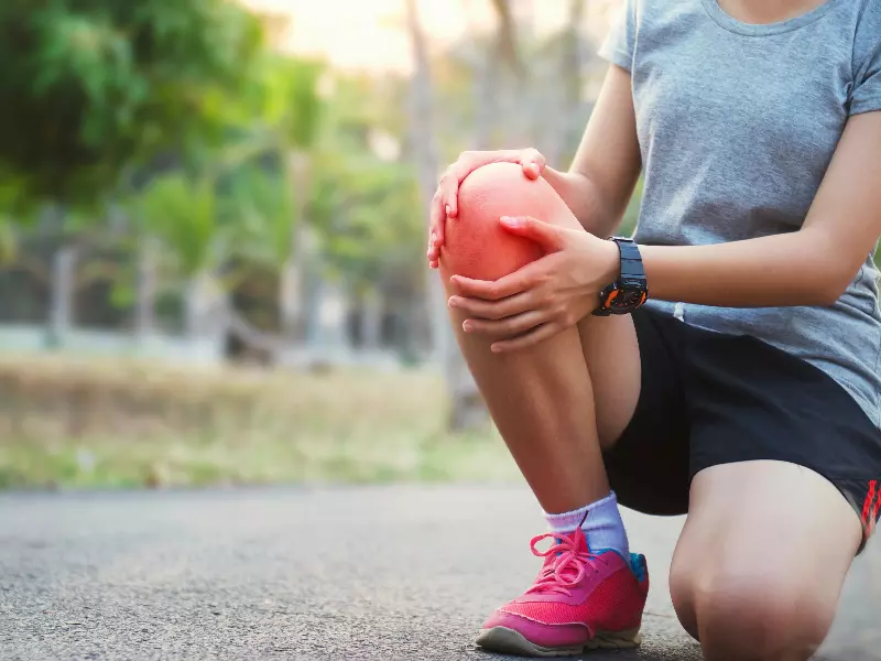 Knee Pain Treatment Near Me in Bloomfield Hills, MI. Chiropractor For Knee Pain Relief.
