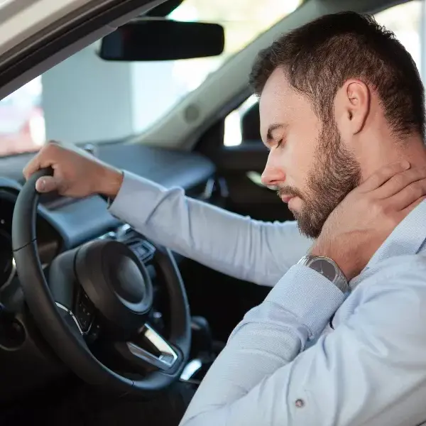 Whiplash Treatment Near Me in Bloomfield Hills, MI. Chiropractic Care for Whiplash Symptom Relief.